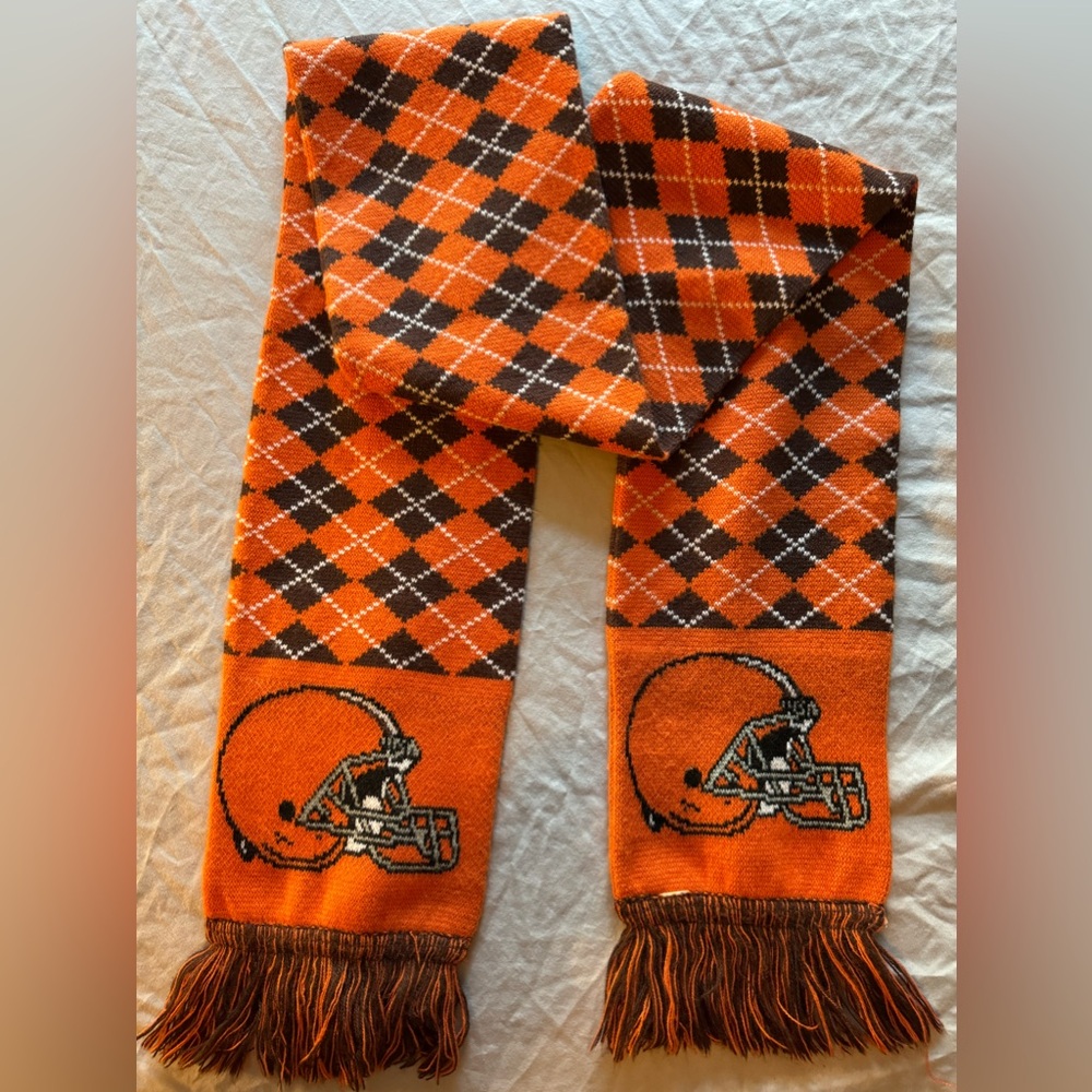 Cleveland Browns football scarf